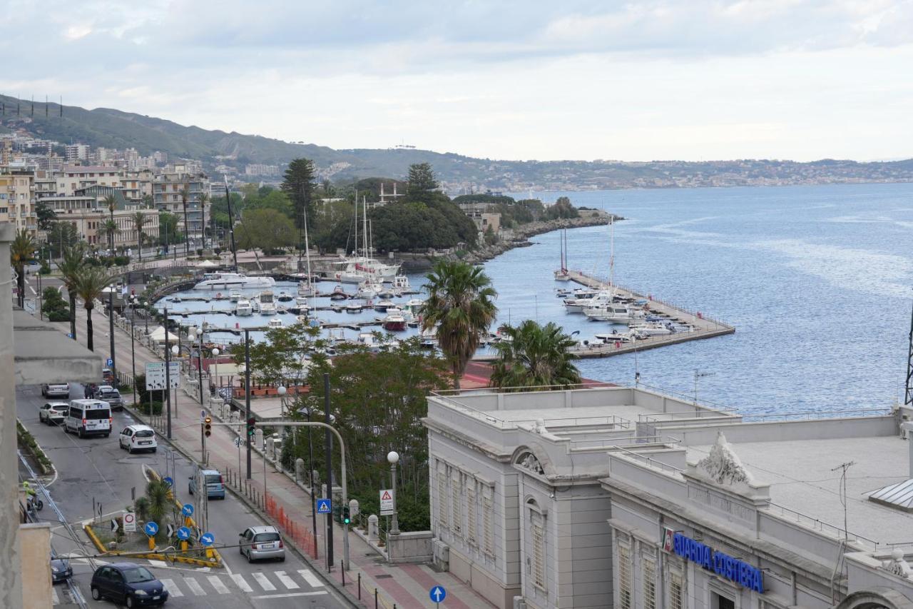 Jolly Charme Suite Messina Exterior photo
