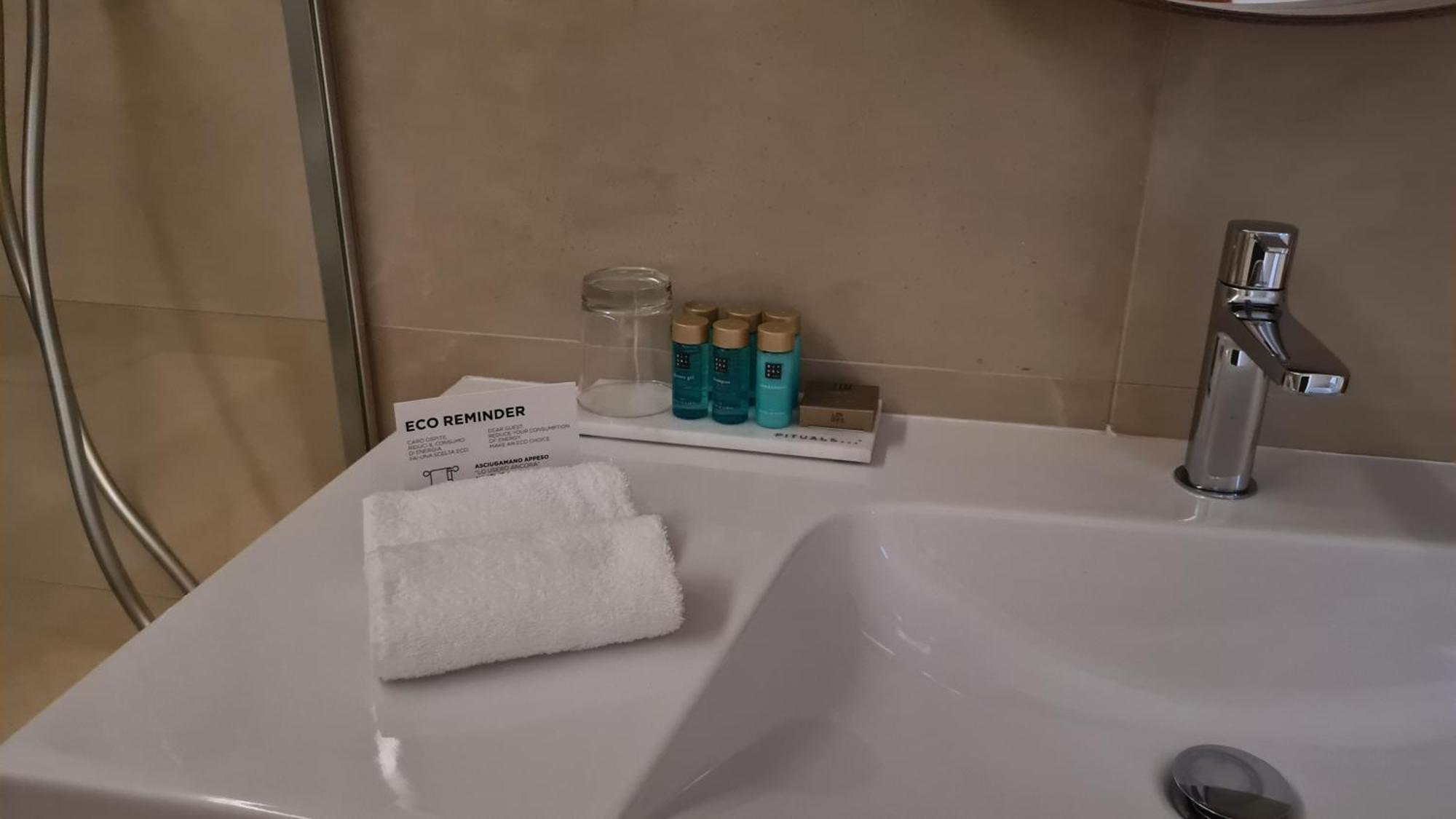 Jolly Charme Suite Messina Exterior photo